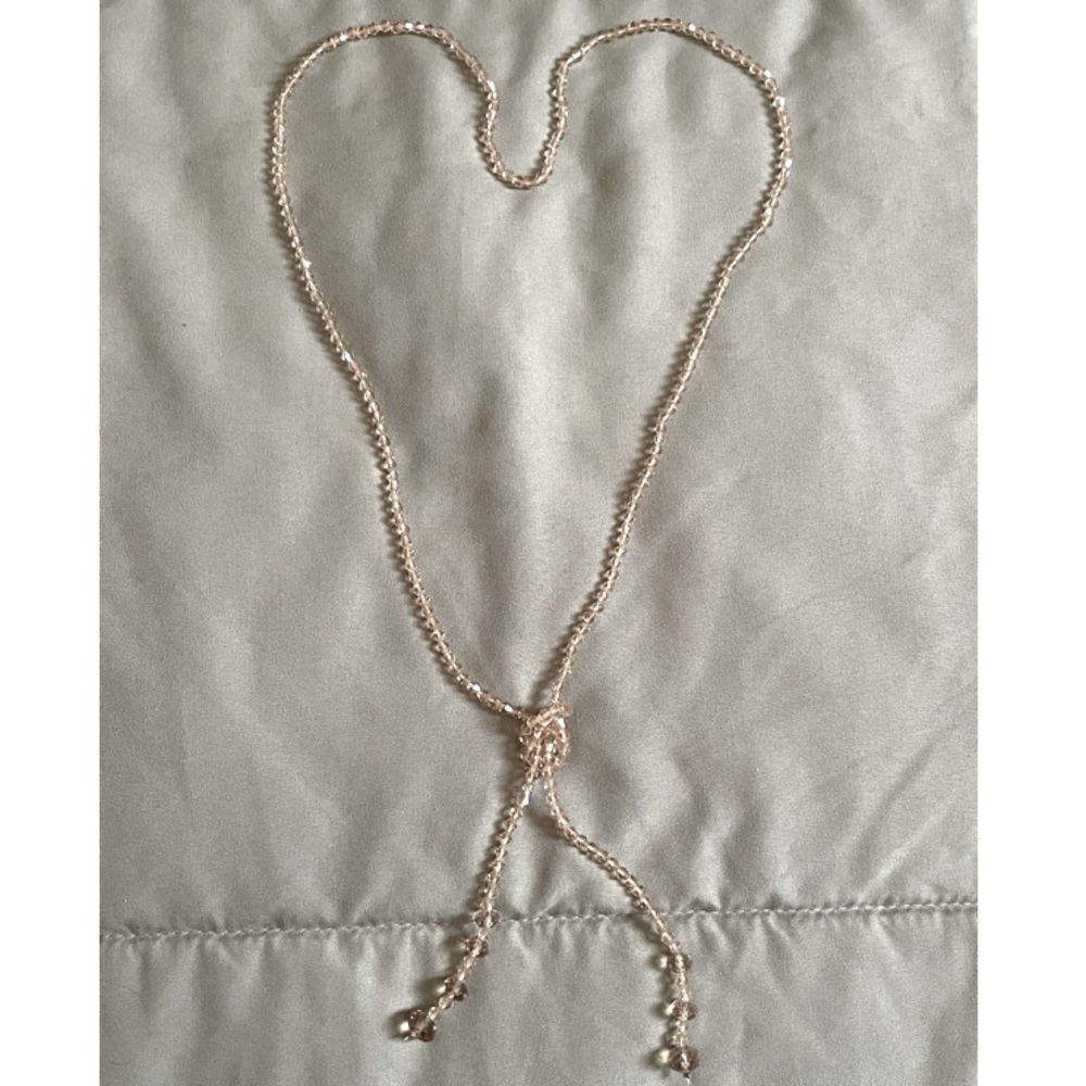 Sparkly knot necklace